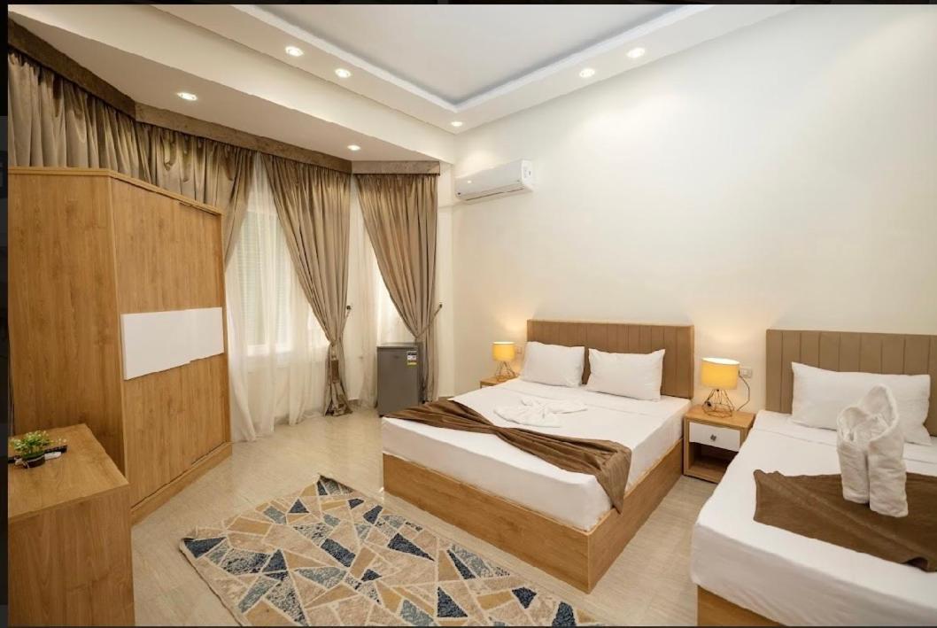 New View Hotel *